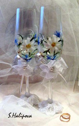 Sviatlana Khalipava Wedding glasses "Spadchyna"